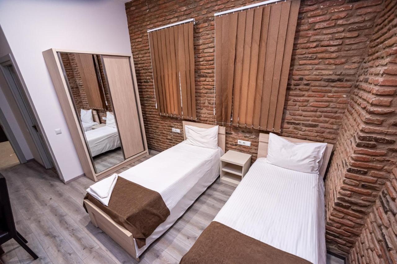 Tiflis Hotel מראה חיצוני תמונה